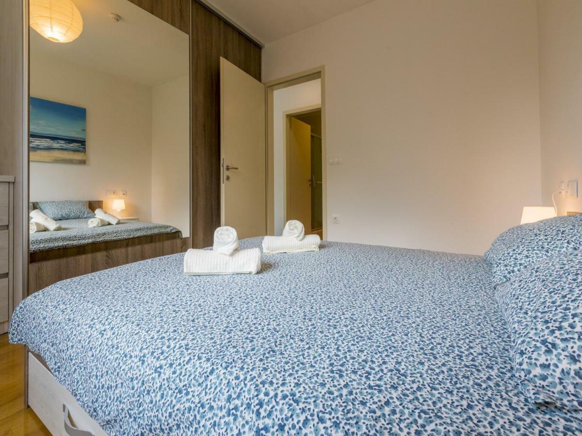 Apartment Mb